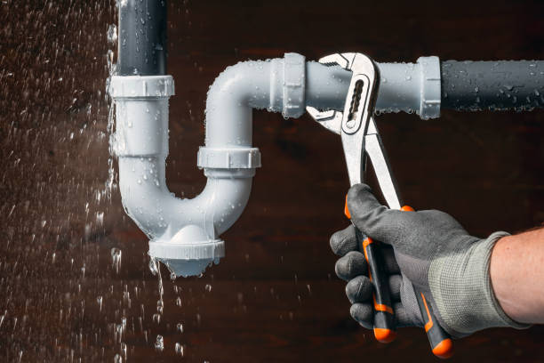 Professional Sewer Line Repair technician working in Valley View, TX